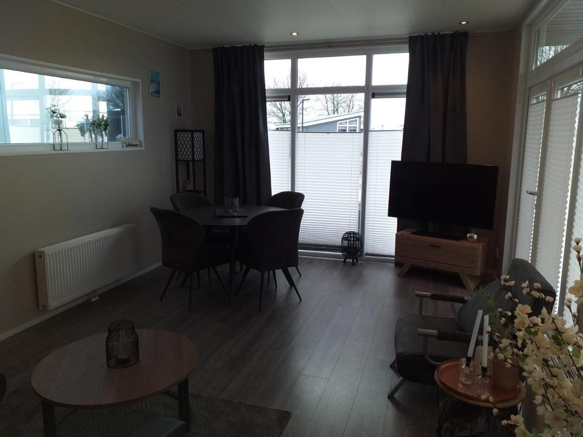 Ferienhaus / Chalet / Bungalow Am See, Holland, Niederlande, Lathum ภายนอก รูปภาพ
