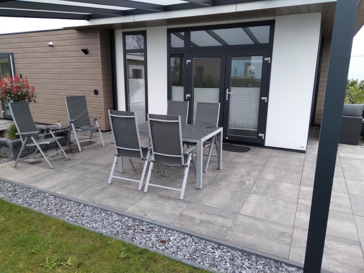Ferienhaus / Chalet / Bungalow Am See, Holland, Niederlande, Lathum ภายนอก รูปภาพ